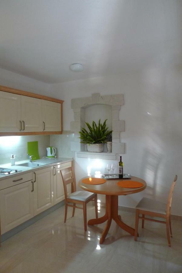 Apartments Blanka Zrnovo Zewnętrze zdjęcie